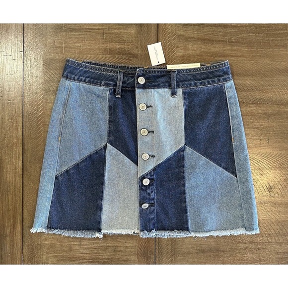 NWT AEO American Eagle Hi-Rise Festival Mini Denim Patchwork Jean Skirt Size 4 - Picture 12 of 12